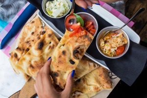 Focacciata doc, focaccia bianca e condimenti